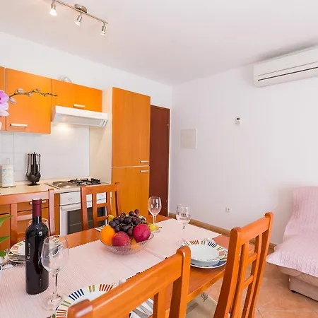 Radojka Apartment *