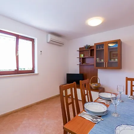 Appartement Radojka *